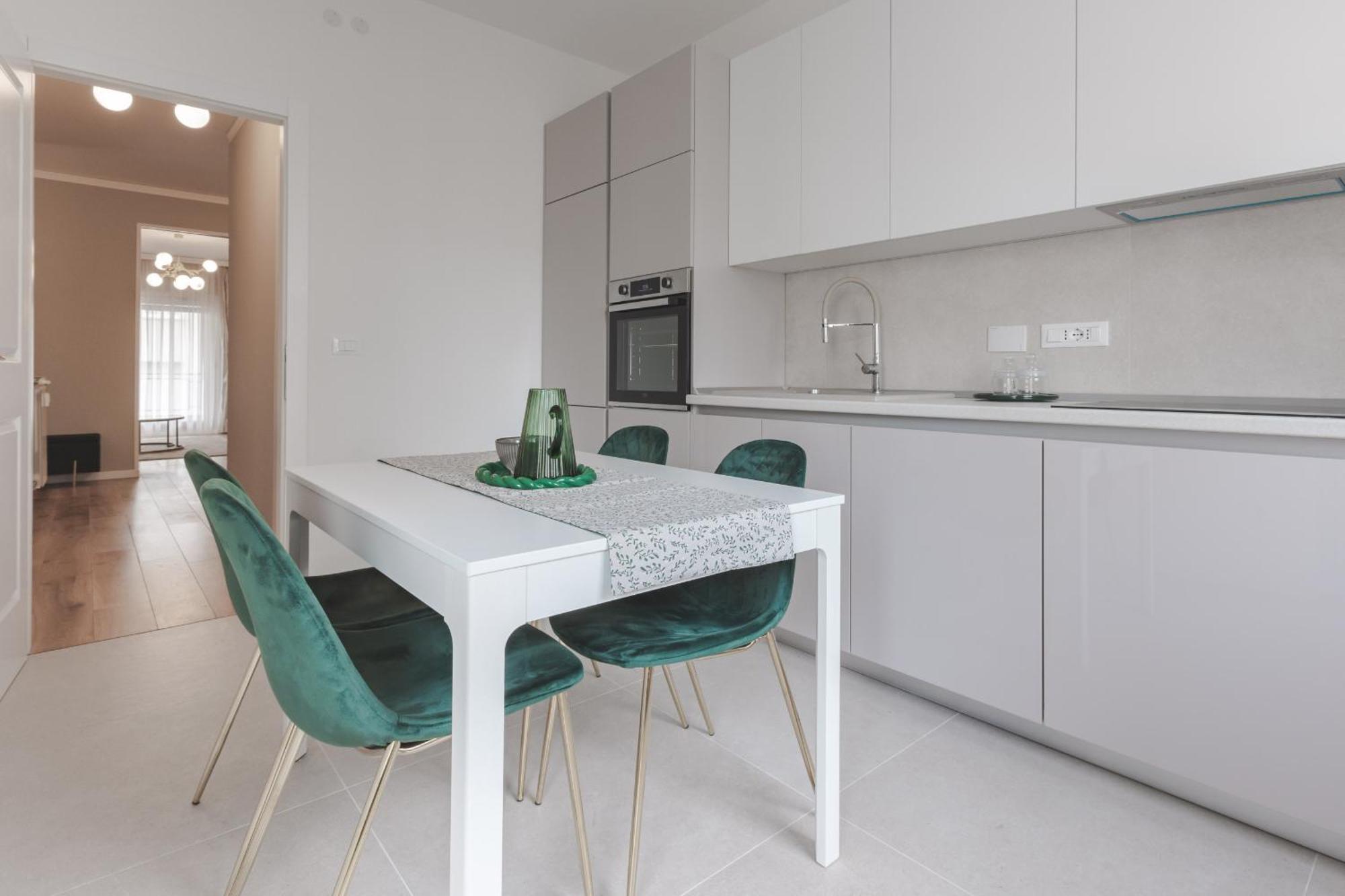 Family&Friends Apartment Триест Экстерьер фото