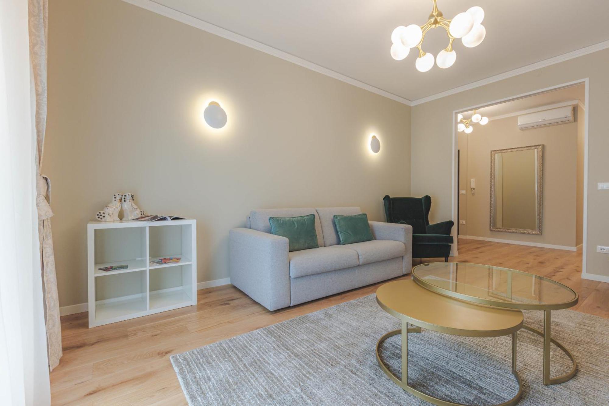 Family&Friends Apartment Триест Экстерьер фото